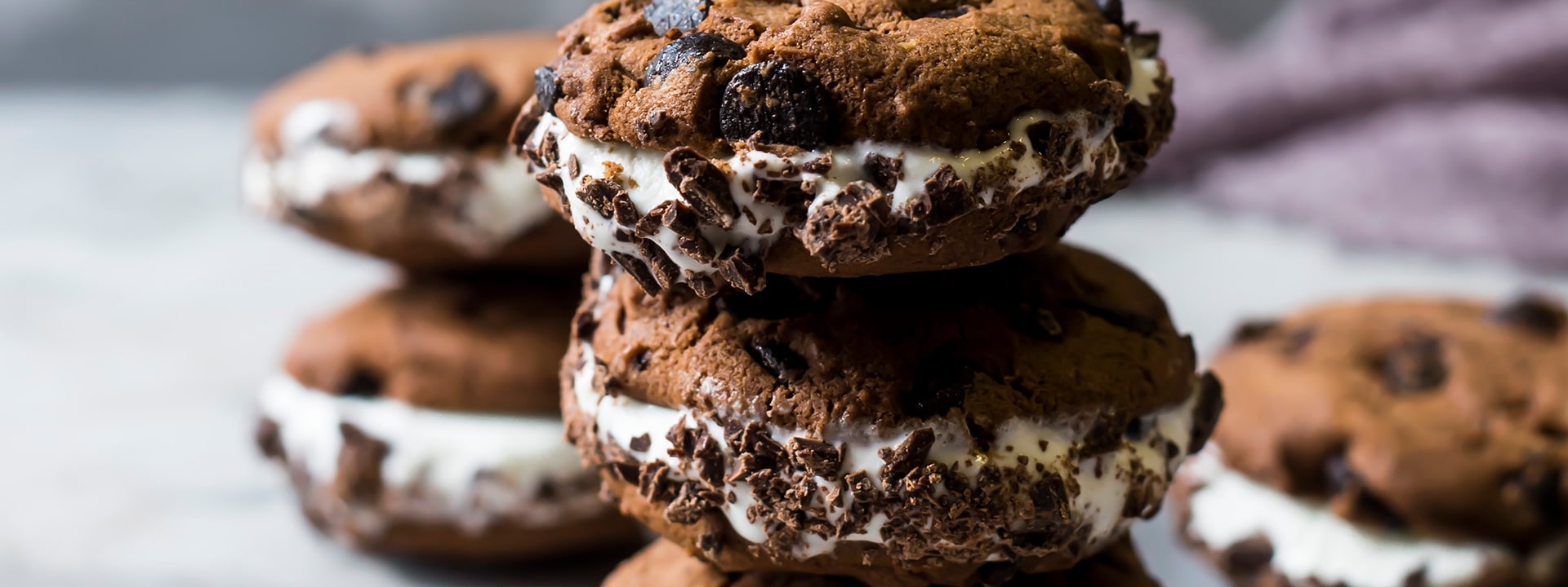 Galletas De Brownie Con Helado De Chocolate