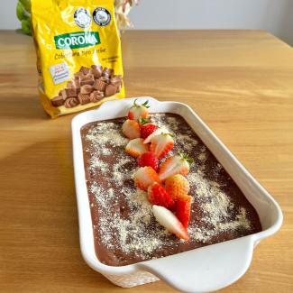 TORTA FRÍA DE CHOCOLATE CON FRESAS